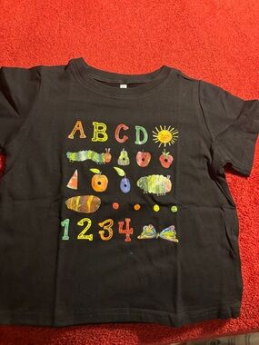 Kids Black Graphic ABCD & 123 T-Shirt Size 4Y New